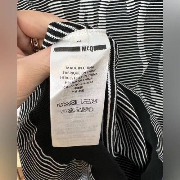 MCQ by Alexander McQueen Striped Sweater oversized XS - Picture 5 of 15